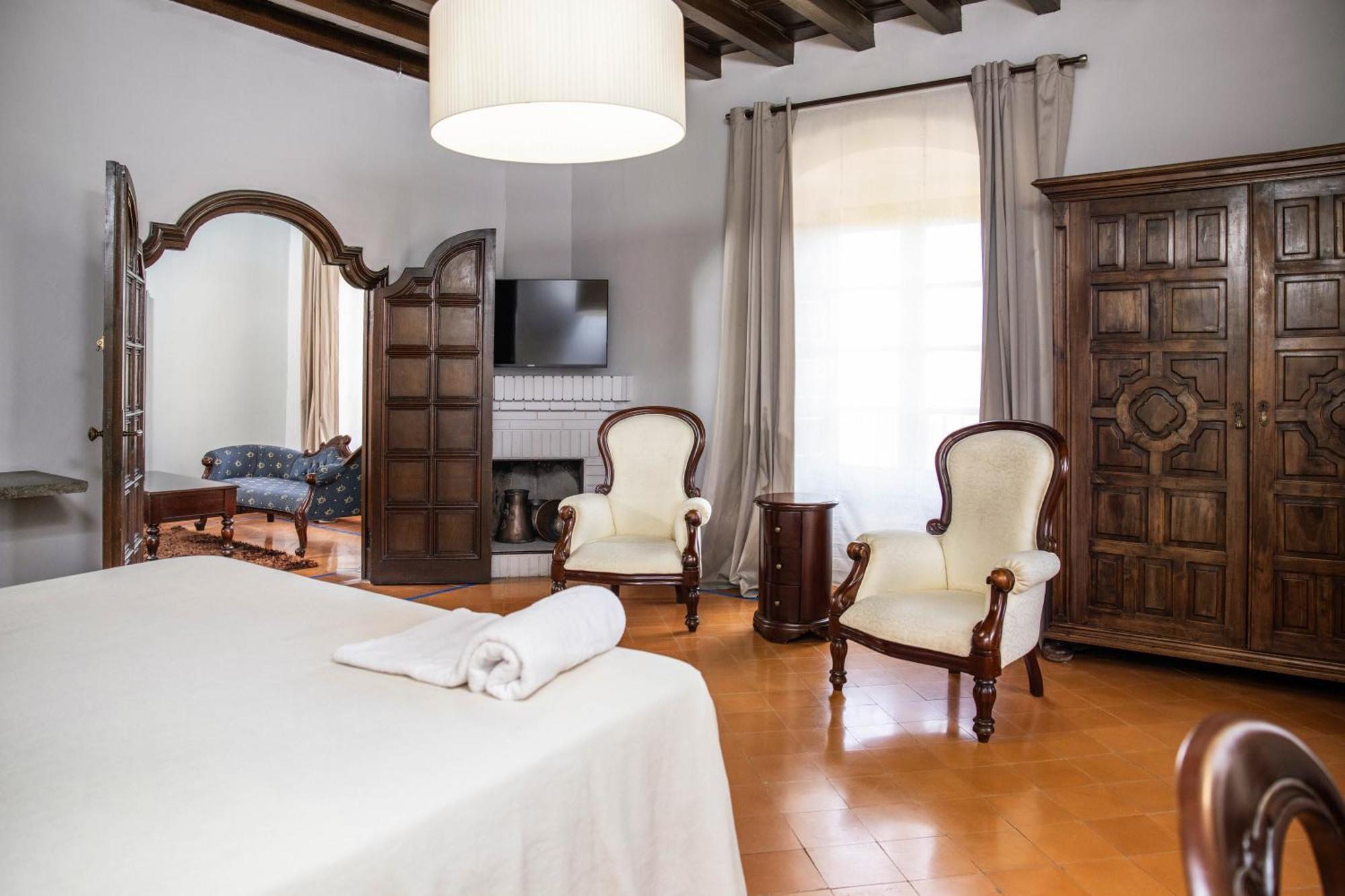 Rvhotels Palau Lo Mirador Torroella de Montgrí Eksteriør bilde