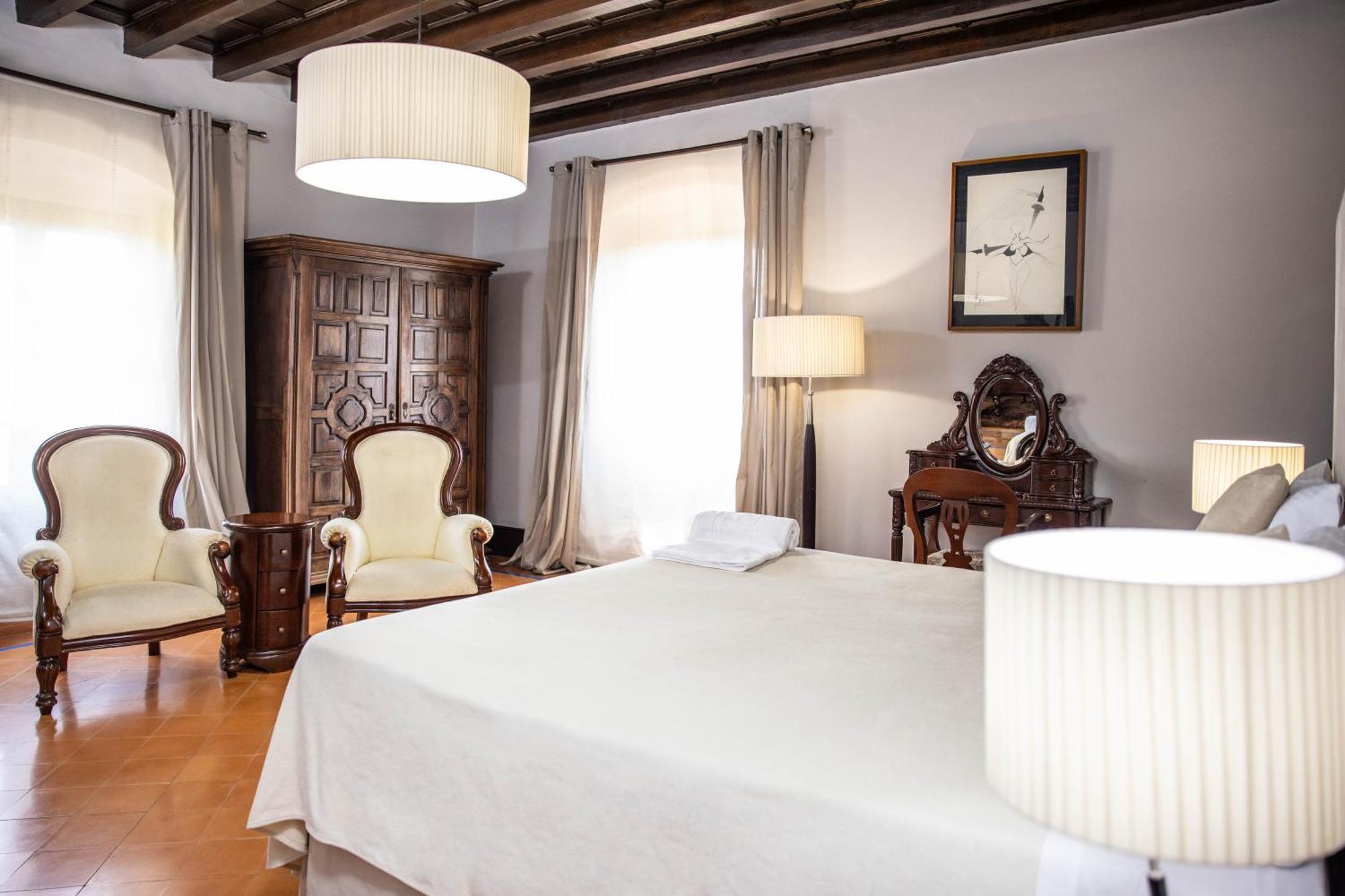 Rvhotels Palau Lo Mirador Torroella de Montgrí Eksteriør bilde