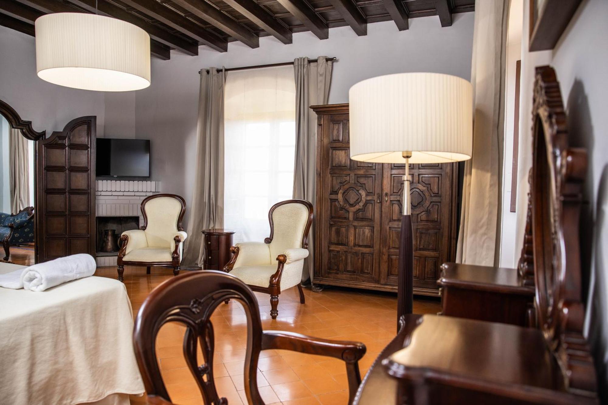 Rvhotels Palau Lo Mirador Torroella de Montgrí Eksteriør bilde