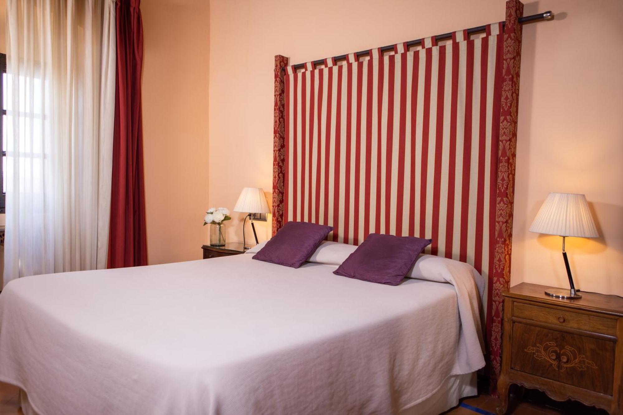 Rvhotels Palau Lo Mirador Torroella de Montgrí Rom bilde